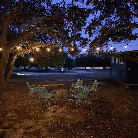 The Container Retreat @ 290 Wine Trail #10 Welcome Friends! Hye Εξωτερικό φωτογραφία