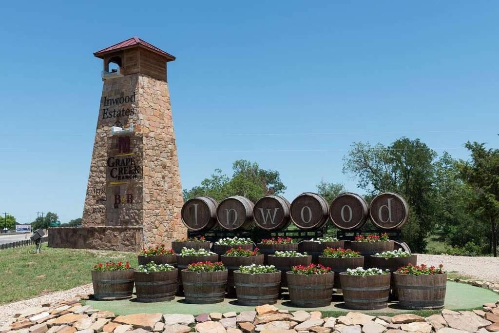 The Container Retreat @ 290 Wine Trail #10 Welcome Friends! Hye Εξωτερικό φωτογραφία