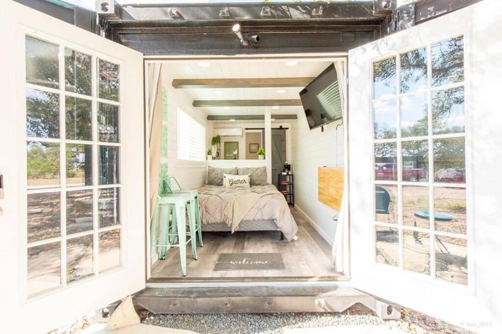 The Container Retreat @ 290 Wine Trail #10 Welcome Friends! Hye Εξωτερικό φωτογραφία
