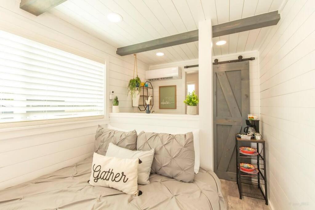 The Container Retreat @ 290 Wine Trail #10 Welcome Friends! Hye Εξωτερικό φωτογραφία