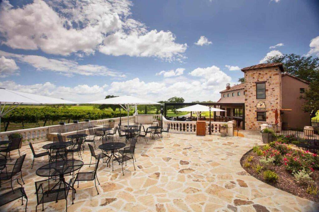 The Container Retreat @ 290 Wine Trail #10 Welcome Friends! Hye Εξωτερικό φωτογραφία