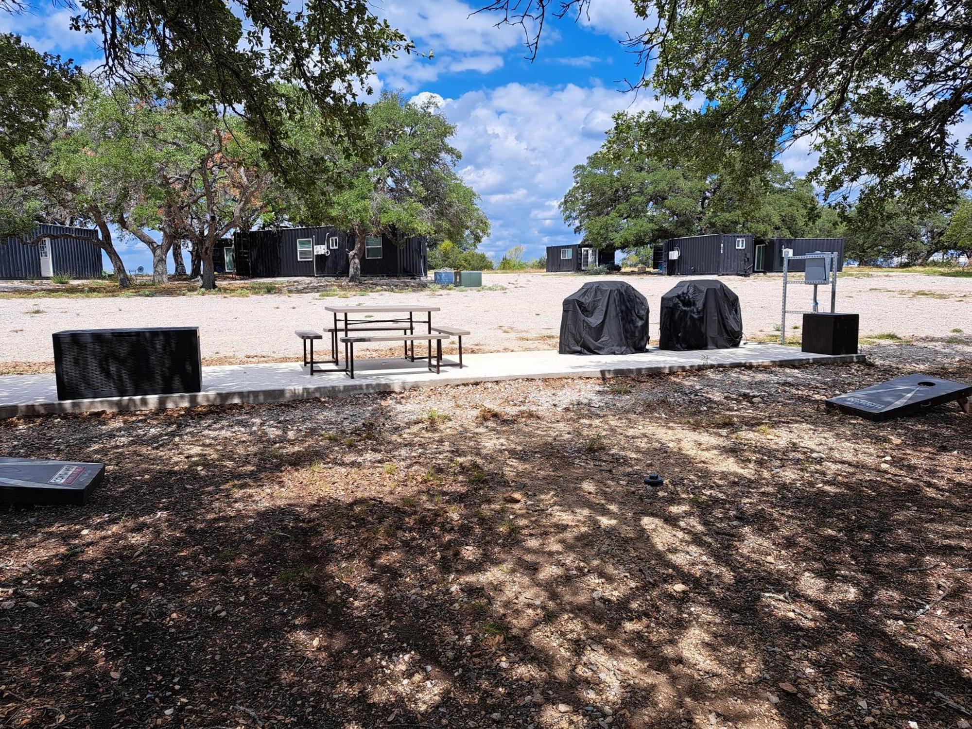 The Container Retreat @ 290 Wine Trail #10 Welcome Friends! Hye Εξωτερικό φωτογραφία